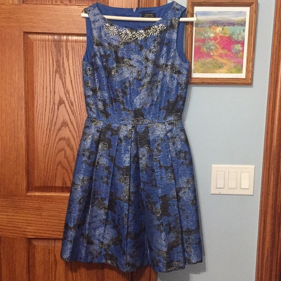💙 Tahari Cocktail Dress 💙 - Picture 1 of 5
